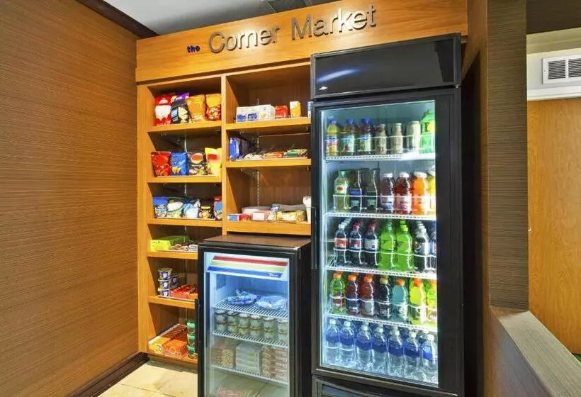 هتل Fairfield Inn & Suites By Marriott Lexington North