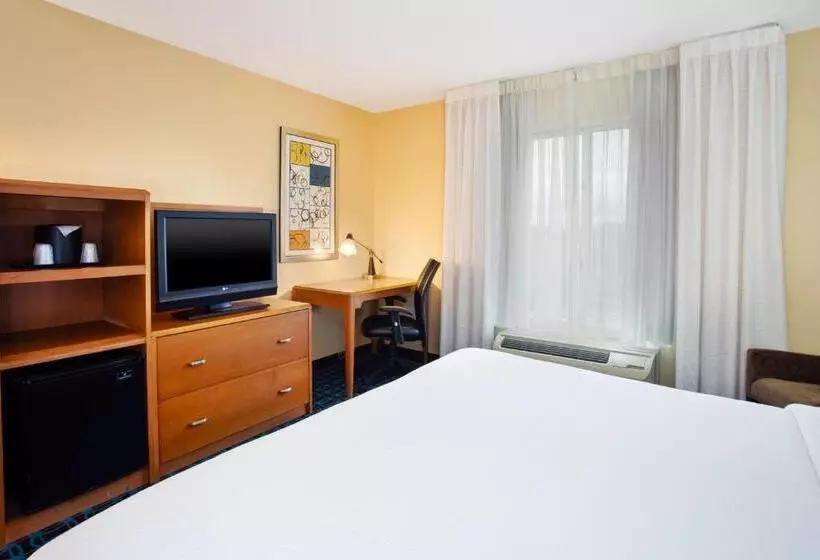 هتل Fairfield Inn & Suites By Marriott Lexington North