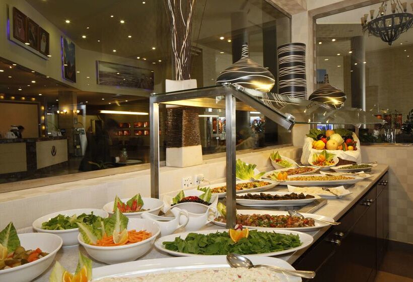 هتل Golden Tulip Hail