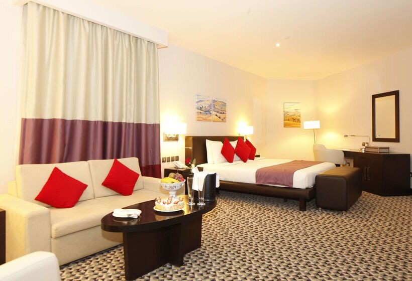 هتل Golden Tulip Hail