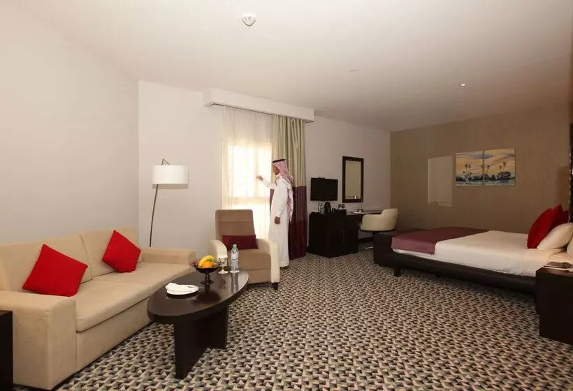 호텔 Golden Tulip Hail