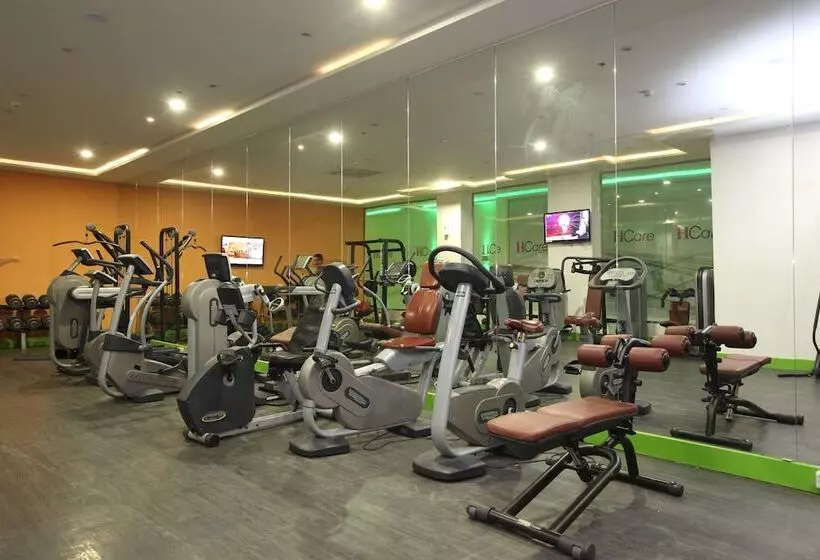 호텔 Golden Tulip Hail