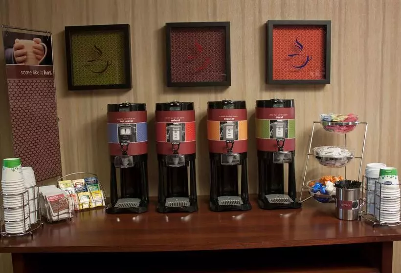 Отель Hampton Inn Burlington