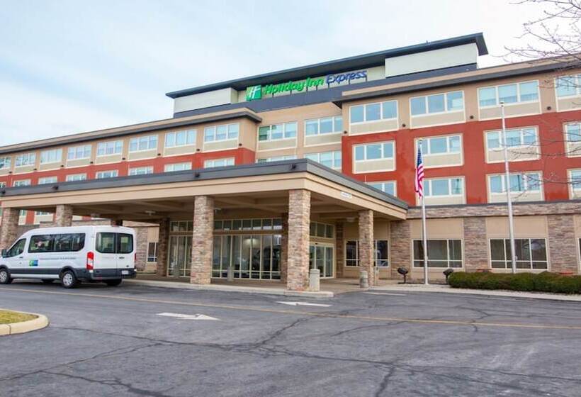 Отель Holiday Inn Express Columbus Airport Easton