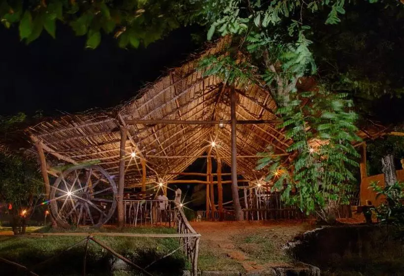 호텔 Kassapa Lions Rock