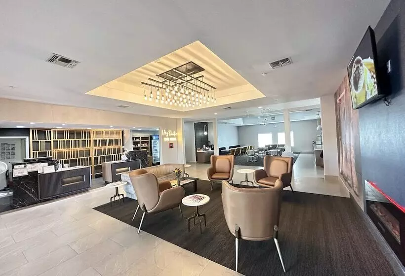 호텔 La Quinta Inn & Suites By Wyndham Decatur