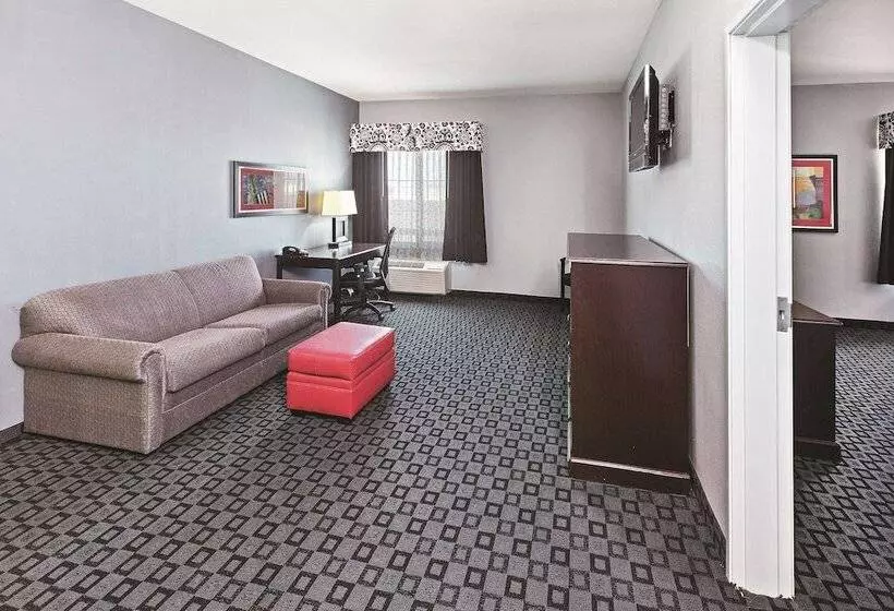 호텔 La Quinta Inn & Suites By Wyndham Decatur