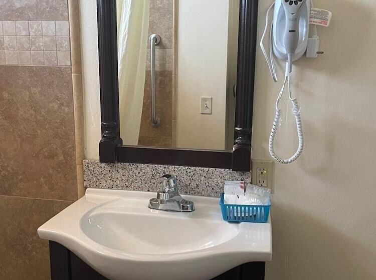 호텔 Riverside Inn & Suites Santa Cruz