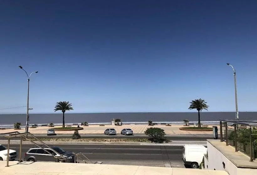 בית מלון כפרי Sofitel Montevideo Casino Carrasco & Spa