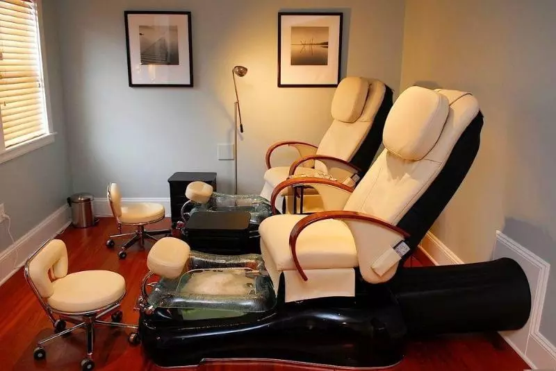 فندق The Breakwater Inn & Spa