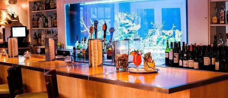 فندق The Breakwater Inn & Spa