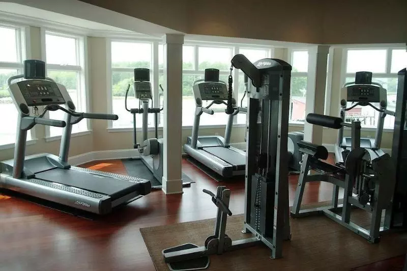 فندق The Breakwater Inn & Spa