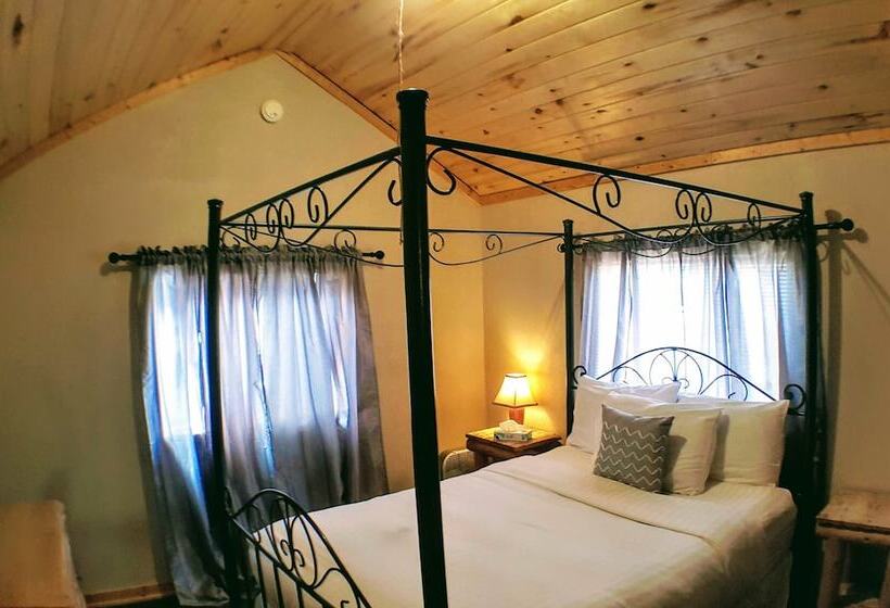 فندق The Spruce Lodge