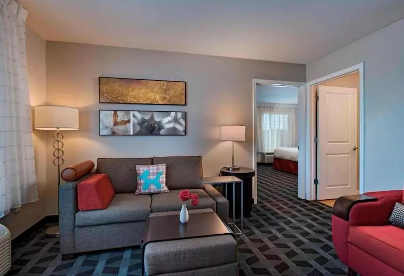 Отель Towneplace Suites Fayetteville Cross Creek