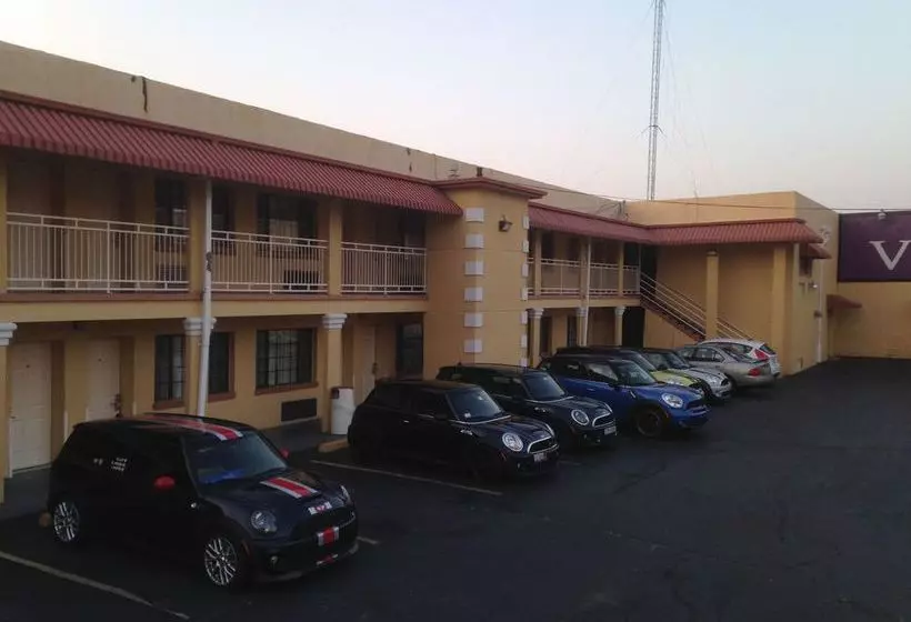 호텔 Vista Inn & Suites Memphis