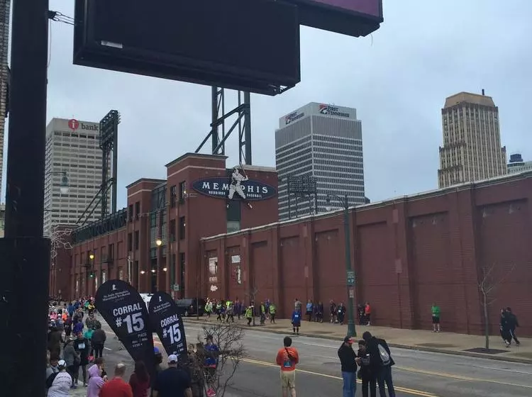 호텔 Vista Inn & Suites Memphis