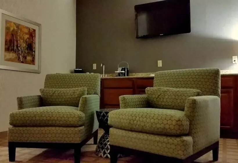 בית מלון כפרי Wingate By Wyndham Elkins