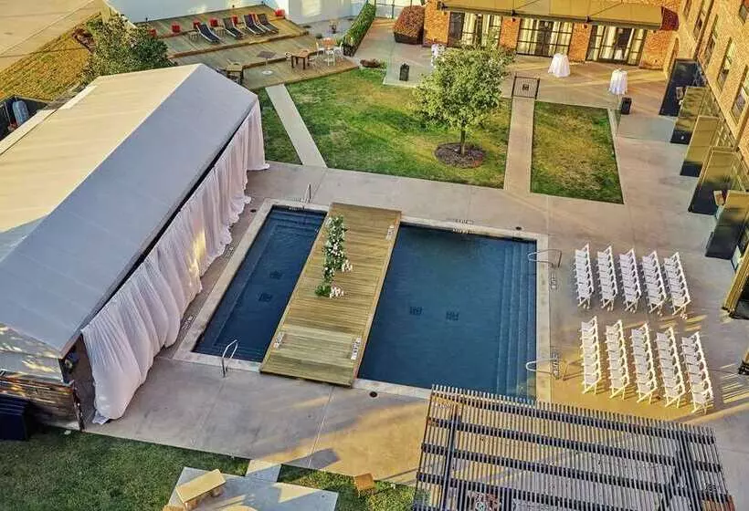 Nylo Las Colinas Hotel, Tapestry Collection By Hilton