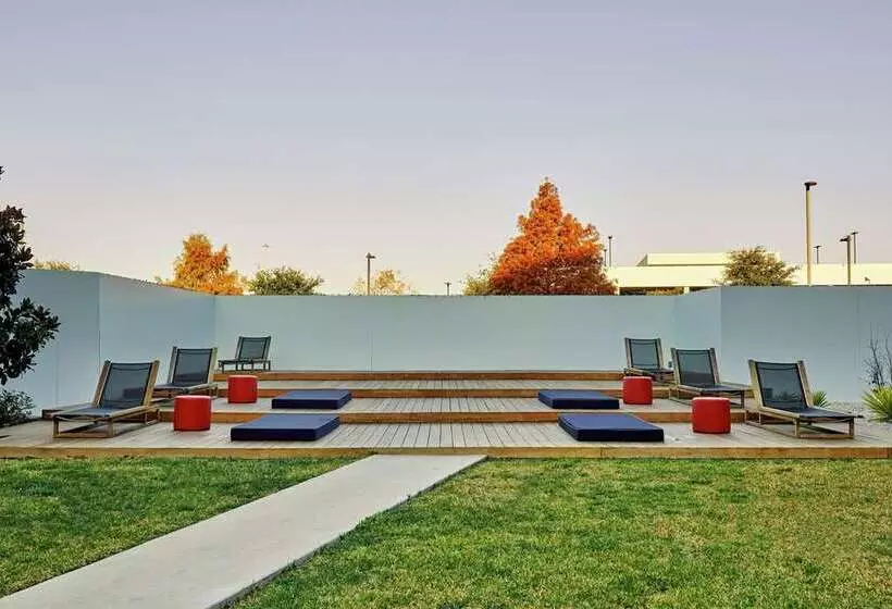 Nylo Las Colinas Hotel, Tapestry Collection By Hilton