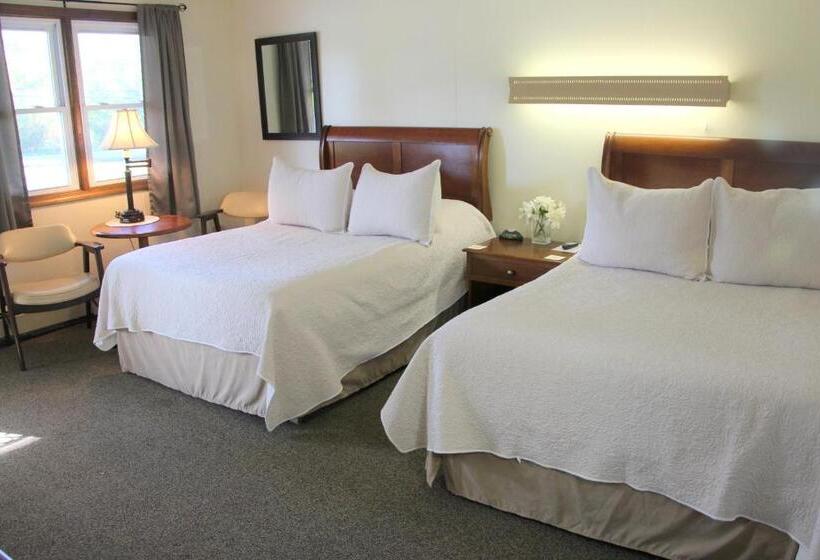 בית מלון כפרי All Seasons Inn