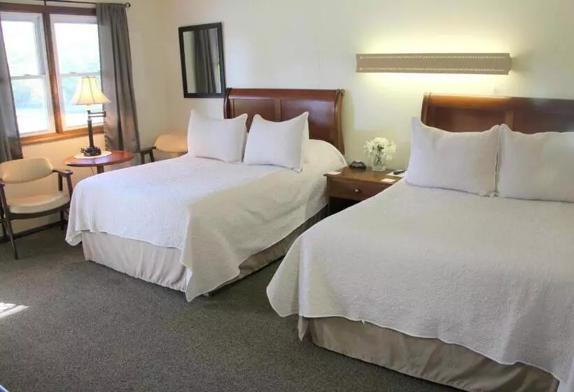 בית מלון כפרי All Seasons Inn