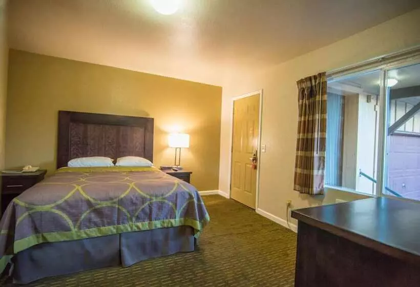 Отель Budget Lodge Eugene   Airport