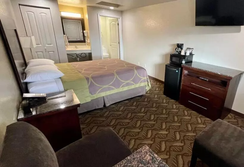 Отель Budget Lodge Eugene   Airport