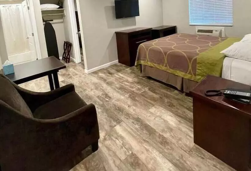 Отель Budget Lodge Eugene   Airport