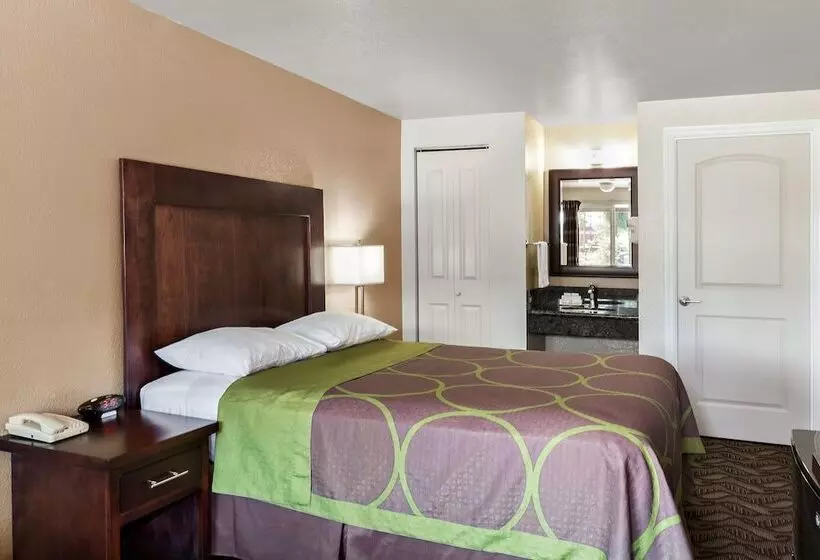 Отель Budget Lodge Eugene   Airport