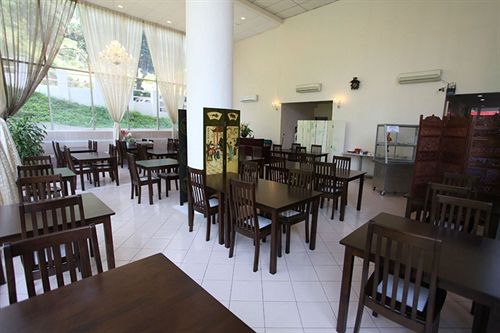 בית מלון כפרי Century