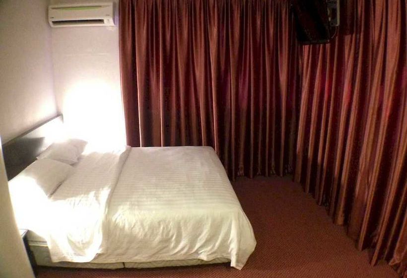 בית מלון כפרי Century