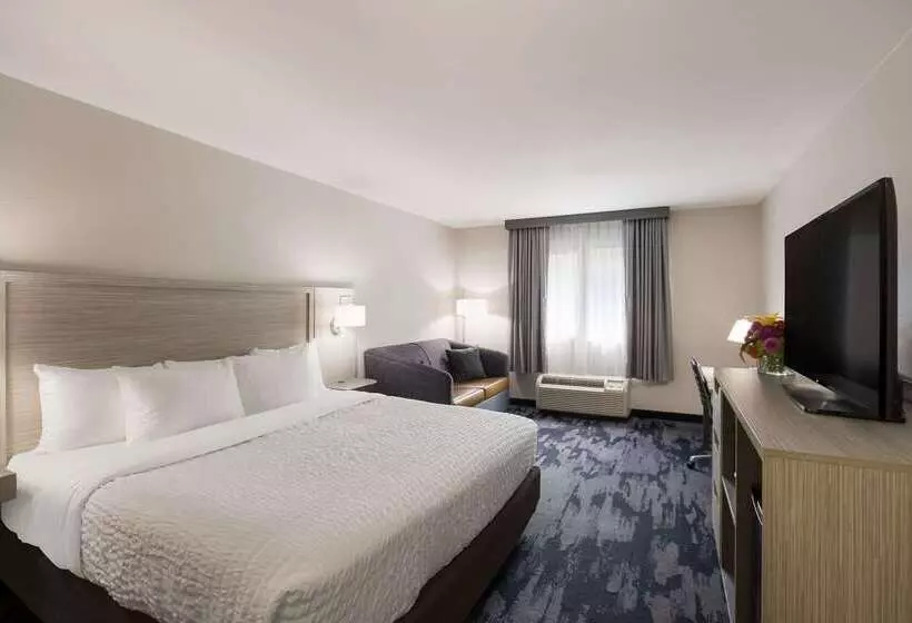 Отель Clarion Pointe Sylva Near Cherokee Area