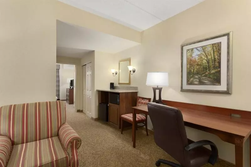 בית מלון כפרי Country Inn & Suites By Radisson, State College Penn State Area , Pa