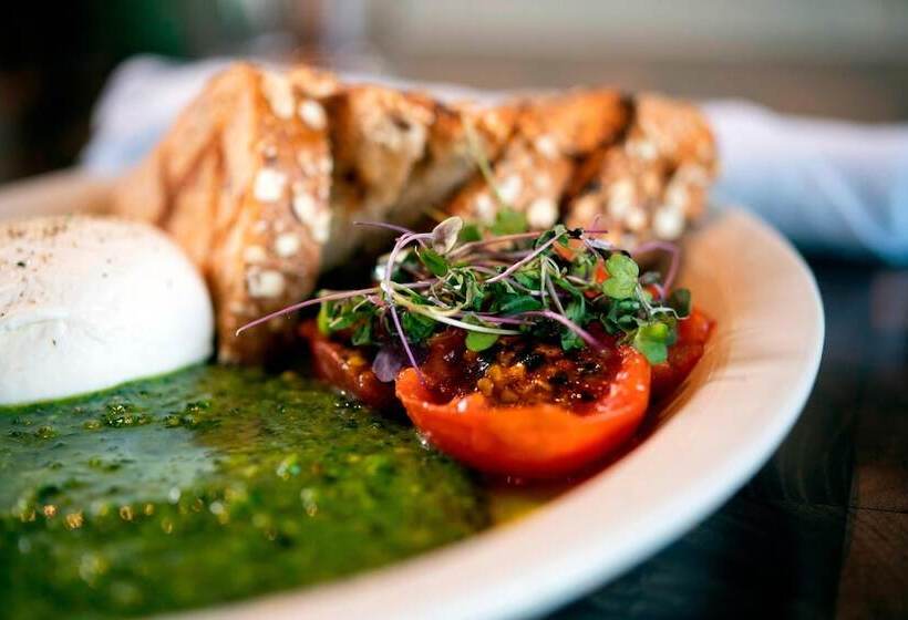 ホテル Courtyard Fort Wayne Downtown At Grand Wayne Convention Center