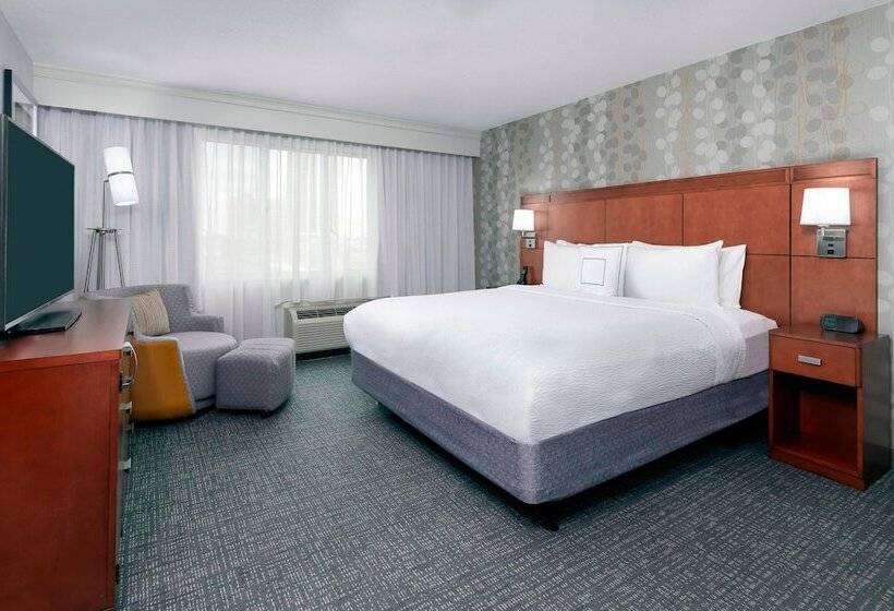 ホテル Courtyard Fort Wayne Downtown At Grand Wayne Convention Center