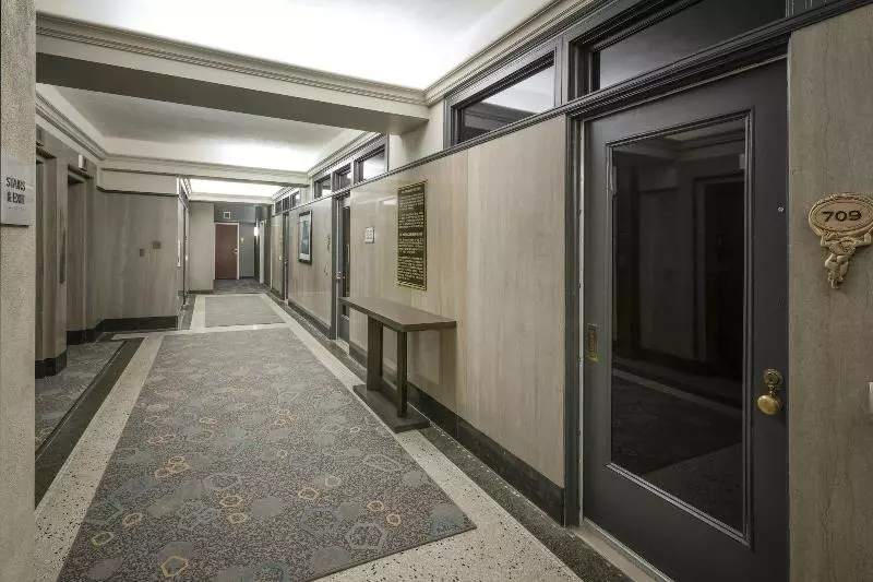 هتل Courtyard By Marriott Tulsa Downtown