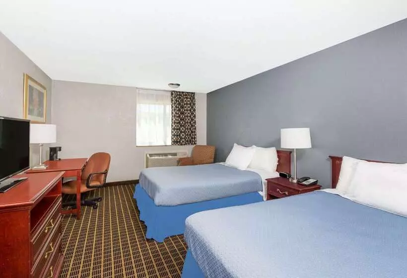 Hotel Days Inn By Wyndham West Des Moines