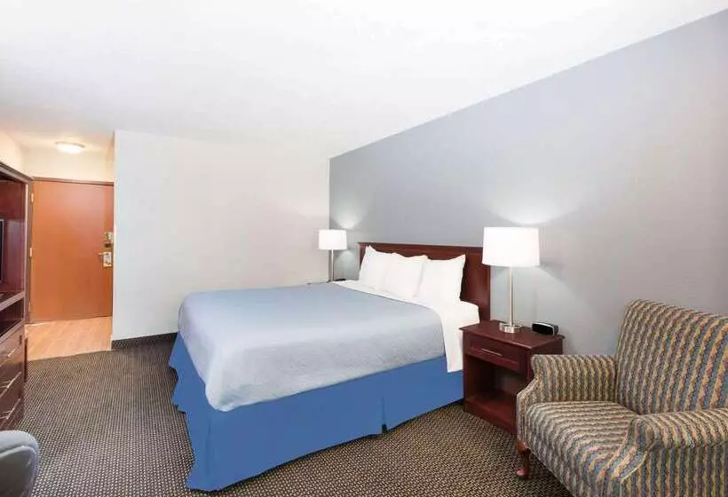 Hotel Days Inn By Wyndham West Des Moines