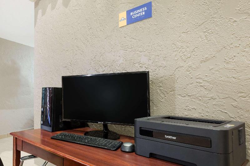 호텔 Days Inn By Wyndham West Des Moines