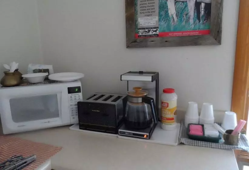 酒店 Dollar Inn Hot Springs