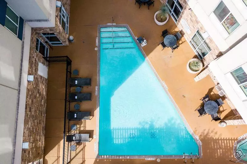 هتل Fairfield Inn & Suites By Marriott San Antonio Downtown/alamo Plaza