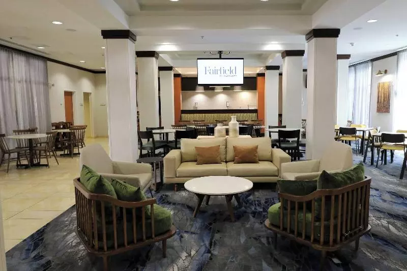 هتل Fairfield Inn & Suites By Marriott San Antonio Downtown/alamo Plaza