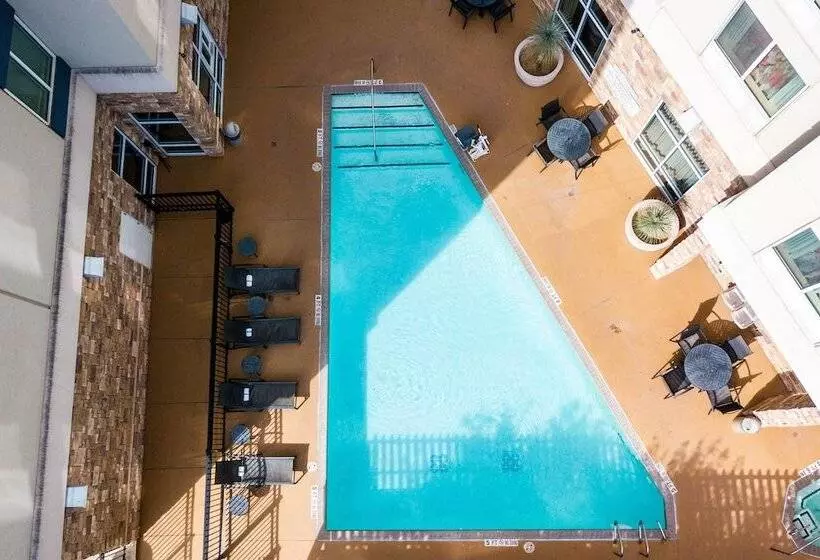 هتل Fairfield Inn & Suites By Marriott San Antonio Downtown/alamo Plaza