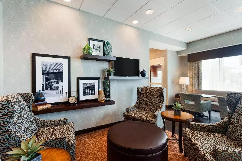 هتل Hampton Inn & Suites Hershey Near The Park