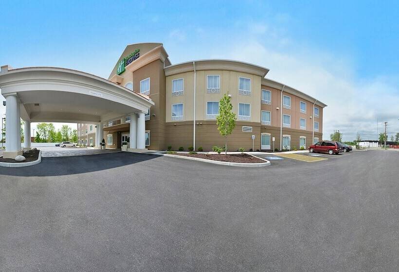 Отель Holiday Inn Express & Suites Utica, An Ihg