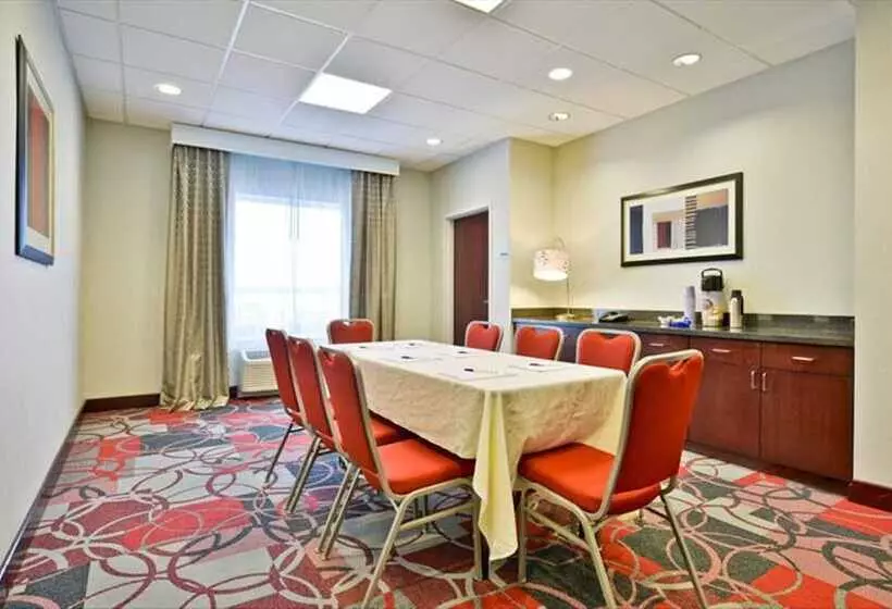 ホテル Holiday Inn Express & Suites Utica, An Ihg