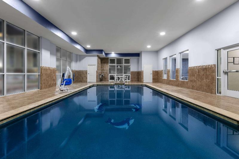 בית מלון כפרי La Quinta Inn & Suites By Wyndham Ft Worth Burleson