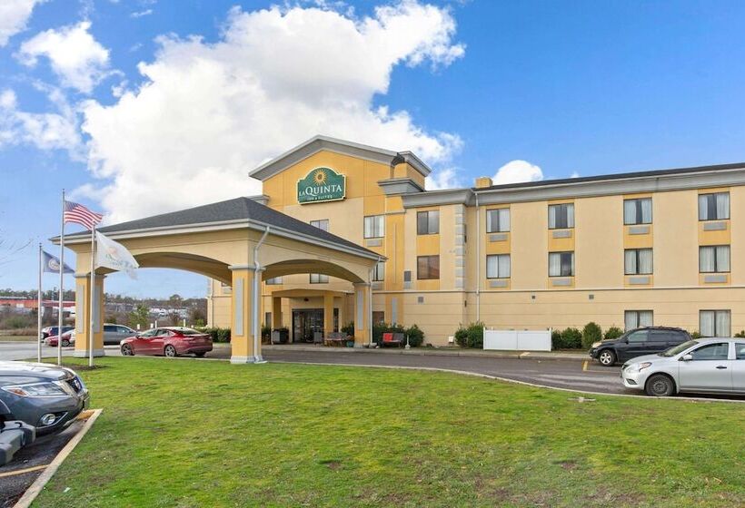 בית מלון כפרי La Quinta By Wyndham Richmond   Kings Dominion