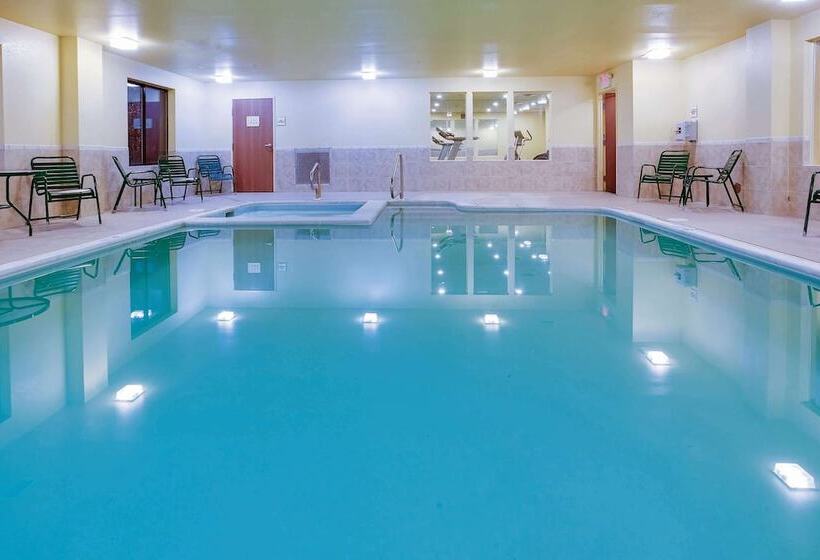 בית מלון כפרי La Quinta By Wyndham Richmond   Kings Dominion