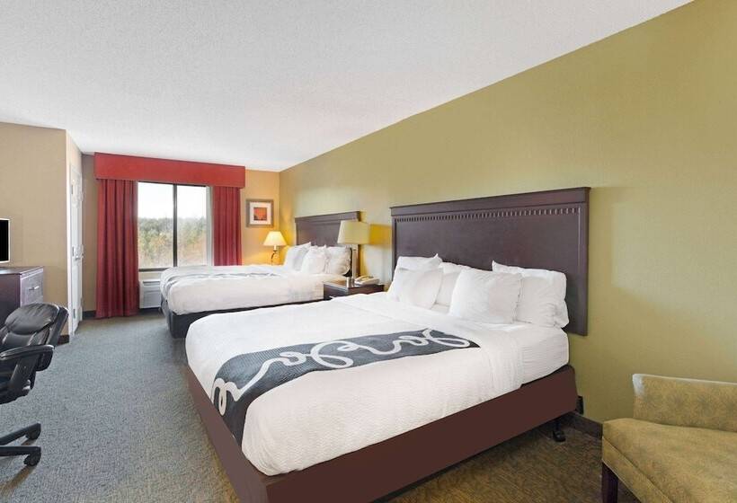 בית מלון כפרי La Quinta By Wyndham Richmond   Kings Dominion